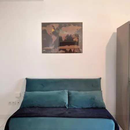 Lägenhet Agreable Et Tout Equipe, Proche Centre